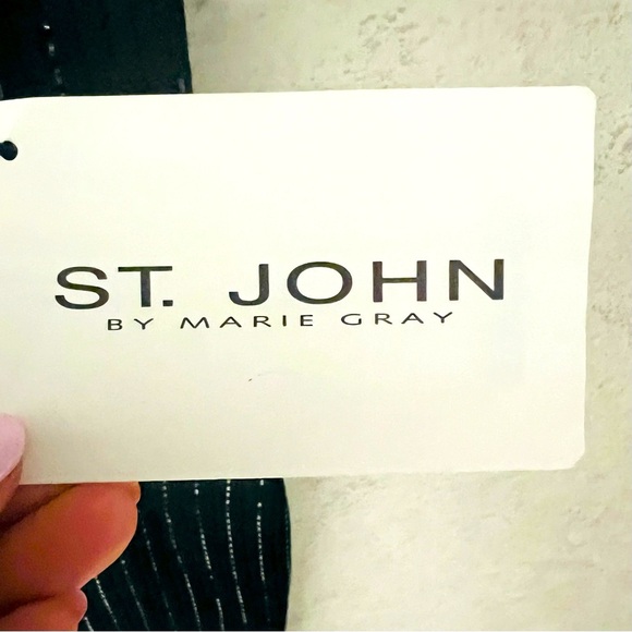 ST. JOHN BY MARIE GRAY NWT SZ 2 BLACK EVENING MOCK NECK SEQUIN‎ SWEATER DRESS - Picture 2 of 10